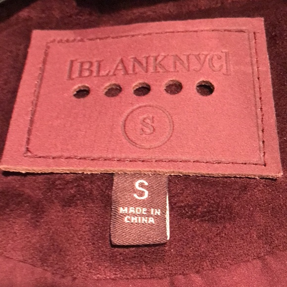 BlankNYC Burgundy Microfiber Moto Jacket S. 3 Zippered Pockets. Zipper At Wrists - Picture 3 of 6